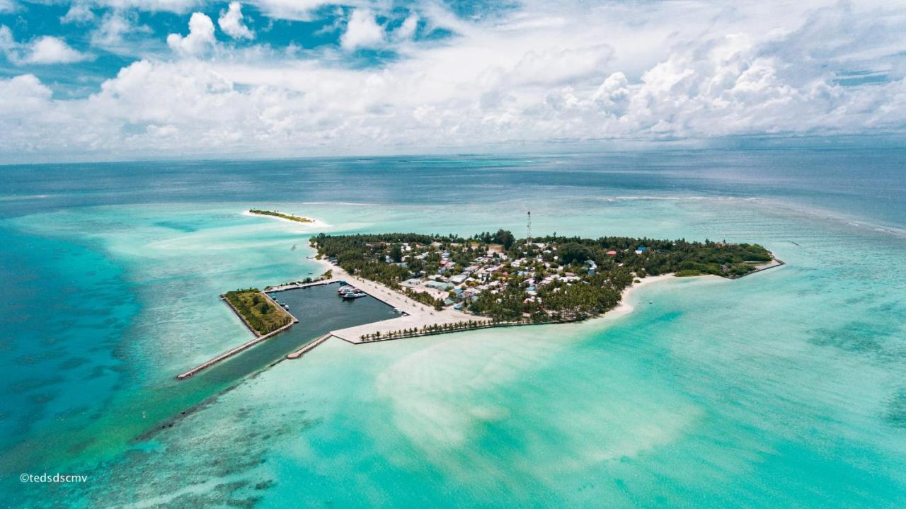 Veli Beach Inn Mathiveri Exterior photo